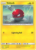 Voltorb (21) [Hidden Fates]